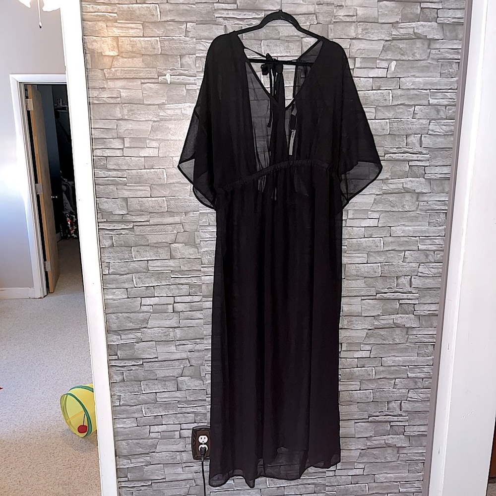 ASOS DESIGN Curve recycled kimono sleeve tie back chiffon beach cover up